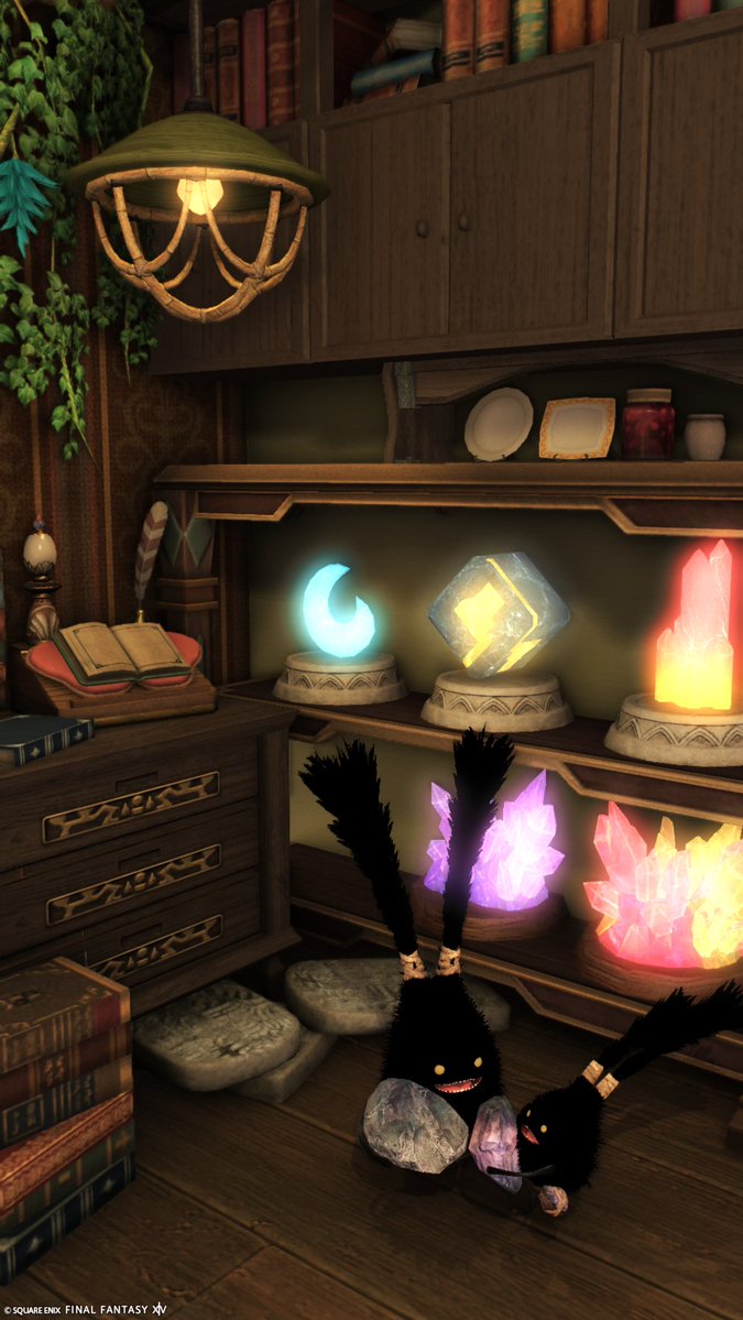1chikiki's tweet photo. Elemental / Kujata
エンピレアム5区-イングルサイド7号室
ハロウィン用に魔法用具店を作るつもりだったけどあんまりハロウィン関係なくなっちゃったのでいつでも🫒🧪
#phoTONIC_st
#FF14ハウジング　#FF14スタジオ
https://t.co/hfqpLllvjm https://t.co/XBXHFYPDCE