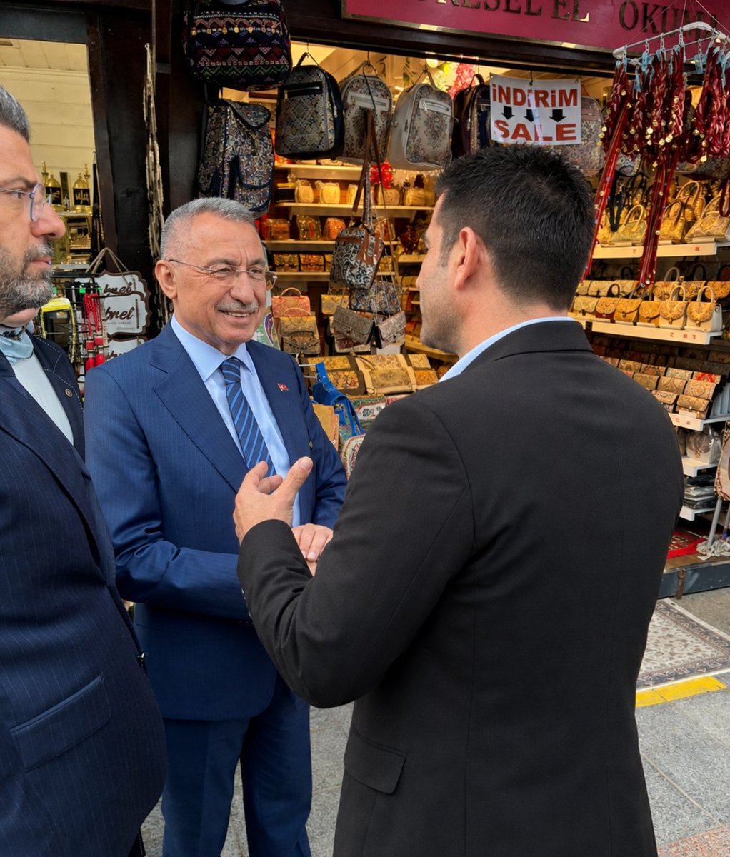 Olcay_Celik's tweet photo. İstanbul’da esnaf ziyareti sırasında TBMM Dışişleri Komisyonu Başkanı ve Ankara Milletvekili Sayın Fuat Oktay ile bir araya geldik.
Görüşmemizde kamu personelinin yaşadığı sorunları; özellikle Yardımcı Hizmetler Sınıfı, üniversiteler arası tayin, aile birliği ve kamu personelinin özlük hakları başta olmak üzere birçok konuyu kendisine aktardık.
Kamu çalışanlarının sorunlarının çözümü ve taleplerinin gündeme taşınması için çalışmalarımızı kararlılıkla sürdüreceğiz.
Sayın Fuat Oktay’a ilgisi ve nazik sohbeti için teşekkür ederiz.

@Yusuf__Tekin @mebpgm @YuksekogretimK @erolozvar @batikanaksoy 

@RTErdogan @hasandogan
@eczozgurozel @csgbakanligi @MDervisogluTR @dbdevletbahceli @MevlutCavusoglu
@ErbakanFatih
@cevdetyilmaz @ComezTurhan @gamzetascier @hasanozturkmen
@melih_meric @gamzeilgezdi @aefakibaba @Mahi_Nur @mustafaelitas
@isikhanvedat
@yilmaztunc
@leylasahinusta
@avomerozmen
@abdullahguler_
@MhpTbmmGrubu
@oktay_saral @cenginyurt52
@Mehmetasila19 @DoganBekin
@mehmetucum
@Y_Akdogan
@drsoysal
@farukozcelikgsb
@MKalayci42
@ifarukaksu
@alikeskinkilic
@belginuygur10
@selcukktepeli
@fethigurer @selcukozdag @SalihUzunDr @avidrissahin @abdulhamitgul @memetsimsek
@Cem__Sahin @MehmedAltinoz  @AvBehiye