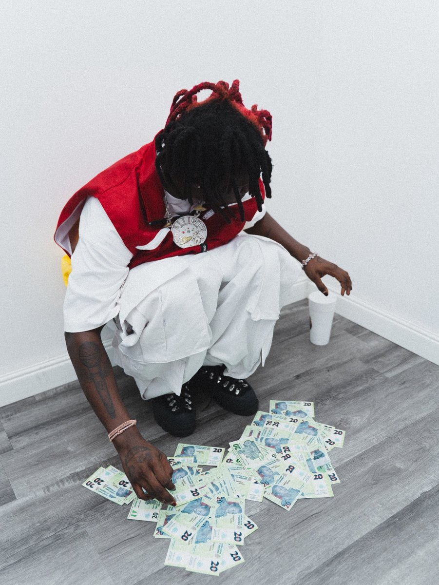 Famouspluto_'s tweet photo. https://t.co/rvMDWBaQq8