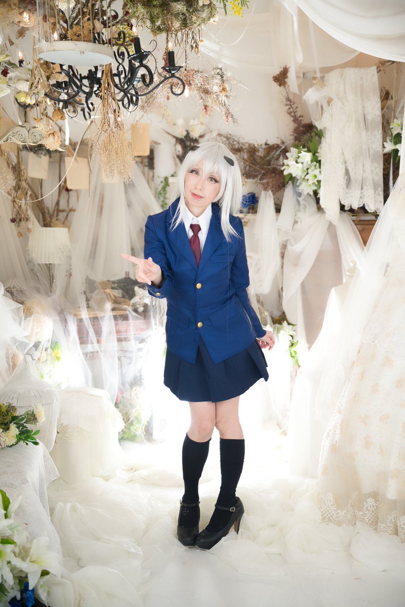 kamuialice's tweet photo. メリ子ことメリジューヌのチャイナとゾンビメイドです
推しの衣装なんですがとにかくお父様のイラストは身体のラインが出るので痩せないと厳しいとので本当になかなかできない https://t.co/9uTx3gH43f