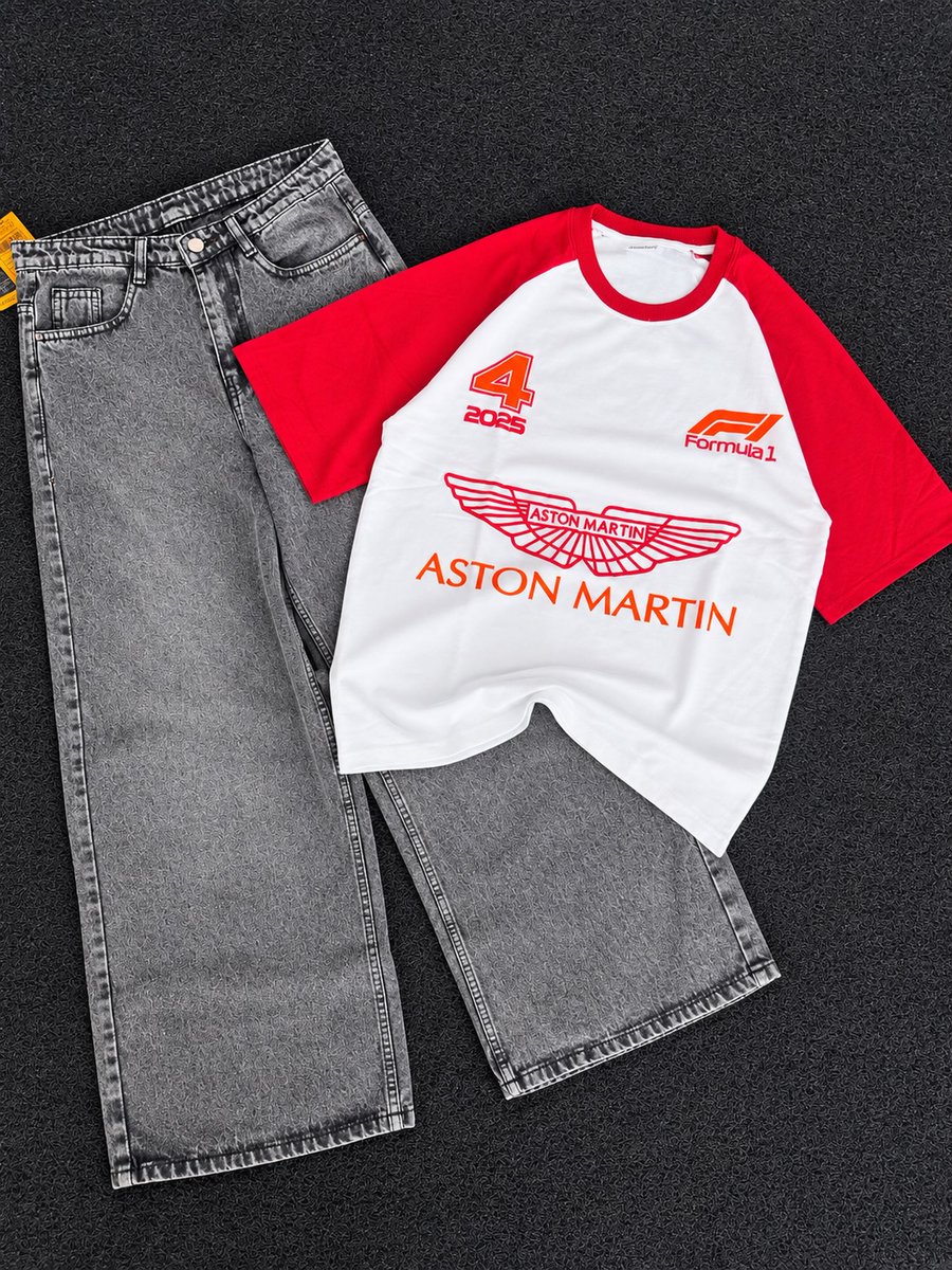 benjaminadamskd's tweet photo. New boxy T-shirt combo outfit 
Sizes M, L, XL https://t.co/lpqVnaYelh
