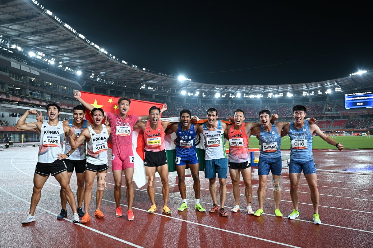 Getsuriku's tweet photo. #名古屋アジア大会
男子十種競技
1500m
丸山優真（住友電工）はトップと僅差の2着
4分33秒92で719点獲得
総合8123点のセカンドベストでアジアのキングに輝く👑
🥈陳興華🇨🇳8012点
🥉T.シャンカー🇮🇳7934点

奥田啓祐（ウィザス）は1500mを5分39秒13
総合6875点で6位 https://t.co/JkCRtJKfsh
