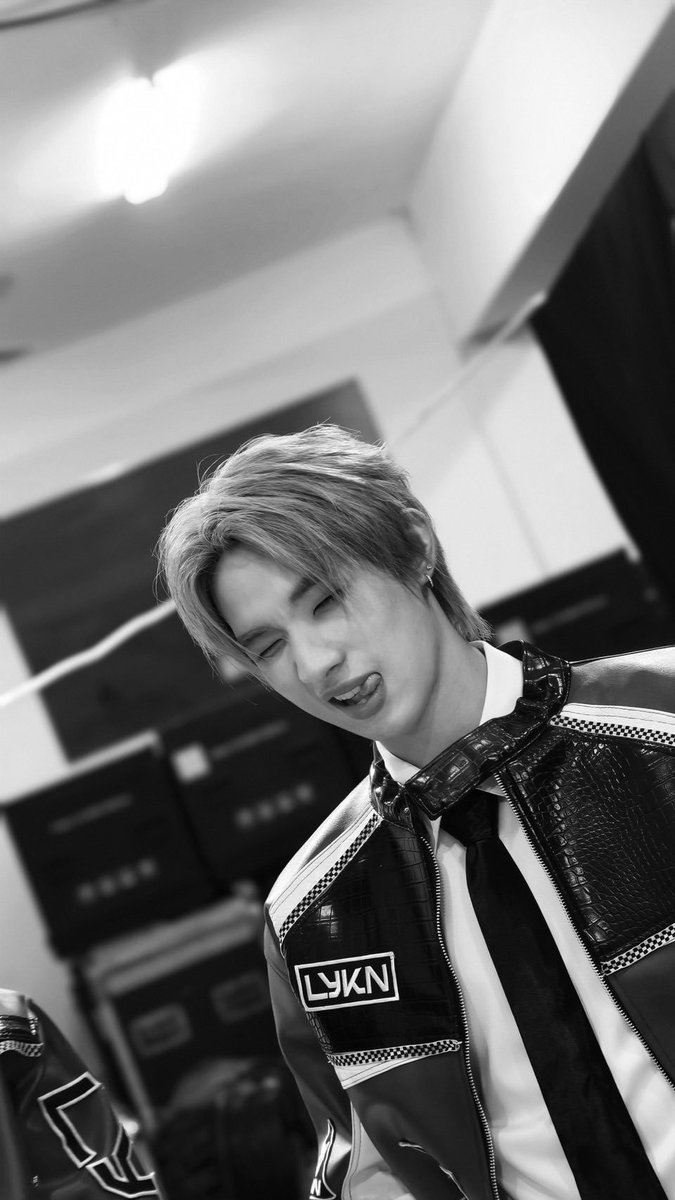 hongcays's tweet photo. HONGMEL nyam nyam nyam nyam ^^

THE FINAL OF DUSK AND DAWN
#LYKNDuskAndDawnxHoChiMinhCity
#hongshihoshi https://t.co/4f8urWybJN