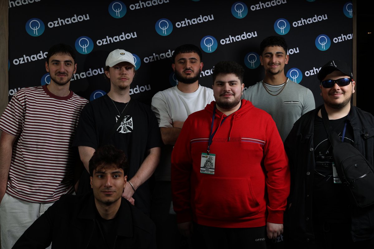 ozhadou's tweet photo. #OHN20 Mortal Kombat 1 Top 8
1st. tarkat. | matoo
2nd. Veil
3rd. AK | bruno
4th. FIDGET-STIMMER
5th. @wifi_scorpion
5th. KIA_D_LAW
7th. Roadery
7th. @Wizard_of_0z1

Bracket: https://t.co/tHX4oyPuzw. https://t.co/HrupQVsBWT
