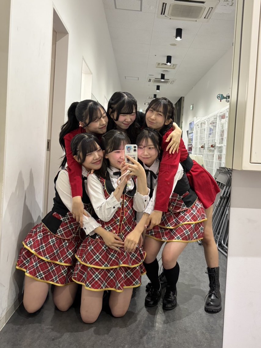 haruka_soon's tweet photo. 放課後ライブvol.105🌻⋆˙⟡
会場に足を運んでくださったみなさん配信をご覧くださったみなさん本当にありがとうございました!!
残り半年!大切な仲間たちとまっすぐにがんばります🙌🏻
#soonproject https://t.co/0eB2NNicFD