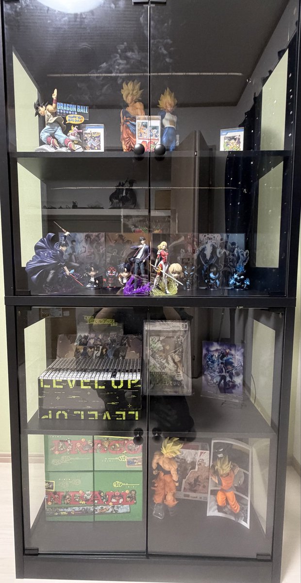 R_oreara's tweet photo. まだ未完成やけど初ディスプレイ嬉しすぎる
#俺レベ　#ドラゴンボール　❤️ https://t.co/Ko4duyC6H7