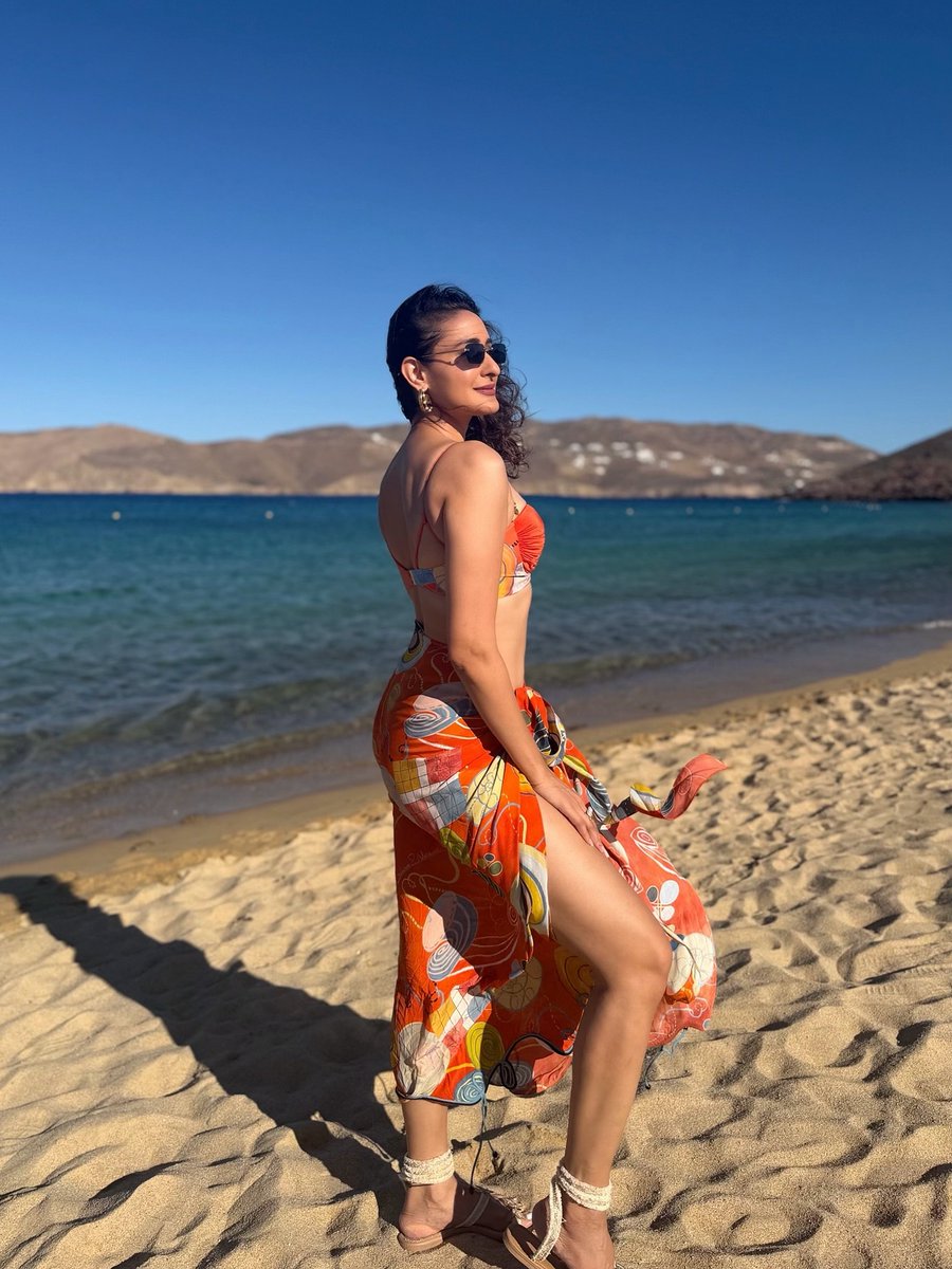 TheBalagonda's tweet photo. #PragyaJaiswal https://t.co/h9PS3ZEjkh