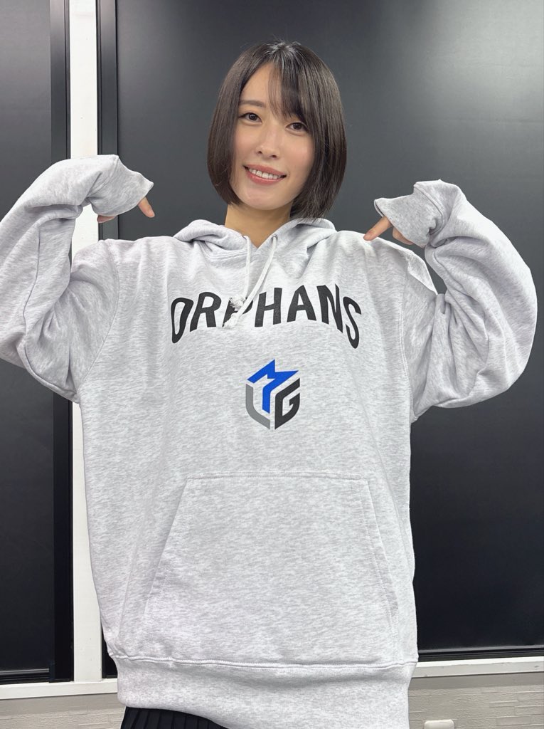 Risako_Kaji's tweet photo. #Mリーグ ✖️FRGMTさんのコラボパーカー！
今の時期にぴったり。だぼっと着れて可愛い🫶

https://t.co/bjbUFZfzzA https://t.co/NhZ8GxNO2i