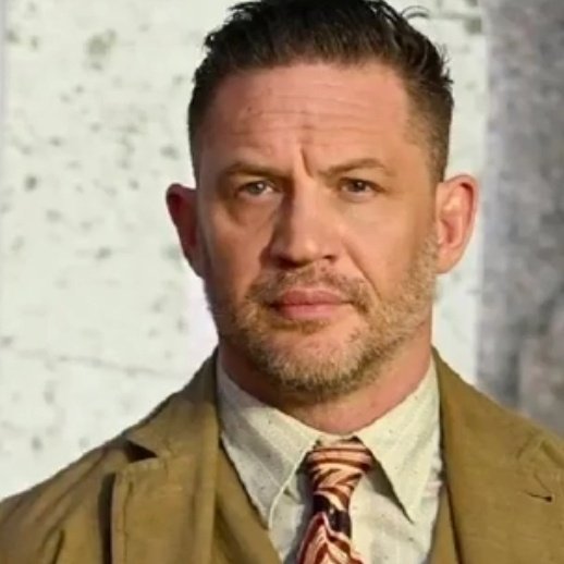 TurkMedyaAjansi's tweet photo. İngiliz Oyuncu Tom Hardy ;

-"Kariyerimi artık umursamıyorum."
-"Herşeyimi Filistinli çocuklara adıyorum.." https://t.co/uXBdAYiaJw