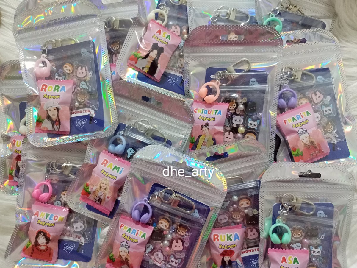 dhe_arty's tweet photo. ✯BABYMONSTER CHOOM in JAKARTA✯

-freebies by @dhe_arty

‼️ LIMITED QTY‼️
📅: 17 Oktober 2026
📍: Indonesia Arena
⏰: TBA

Fyi: Buat yang bawa perintilan Rora akan ada tambahan special freebies 🐼💜

See you monstiez and auroras 💕 https://t.co/BpSmZAcPF5
