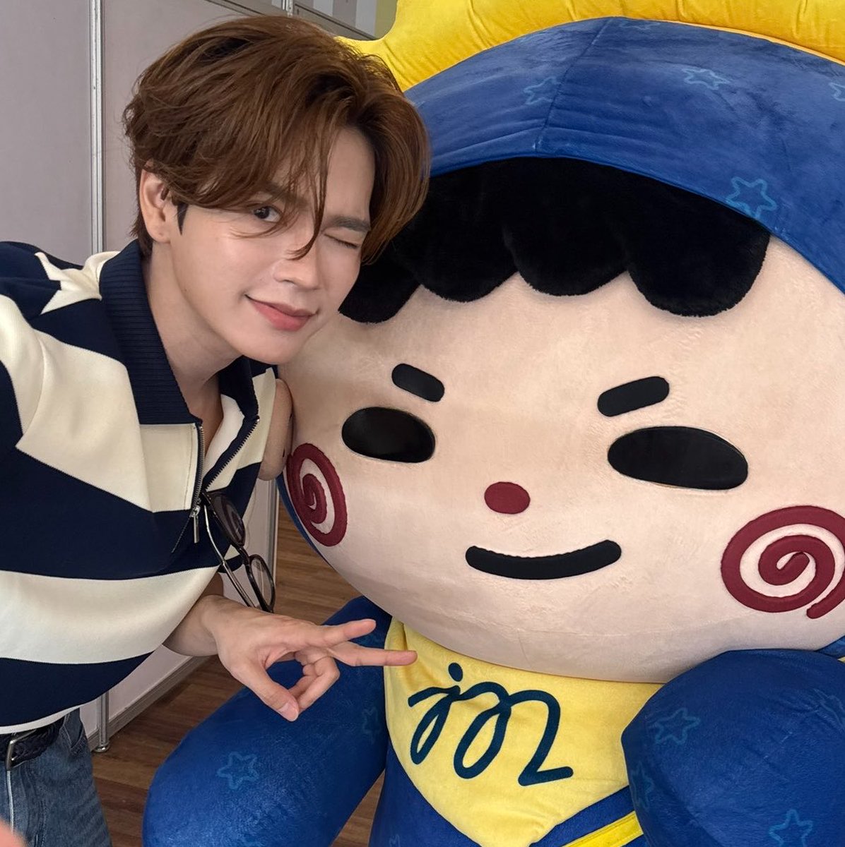oomaam18's tweet photo. นี่ป่ะ แมวแม่ลูกอ่อน https://t.co/He00gt2lHF