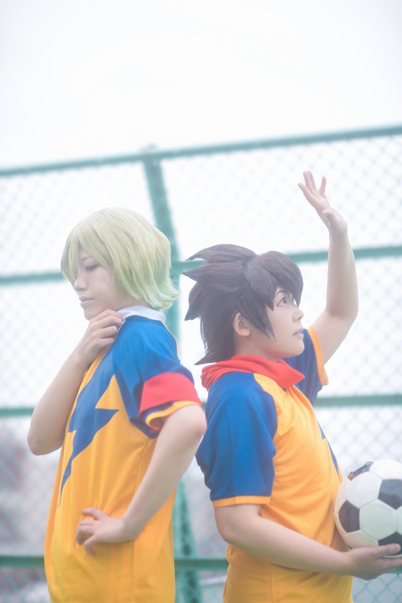miturugisayaka's tweet photo. 【cos】イナイレV

『ハルと蓮』

ハル：みつるぎさやか
蓮：たゆ
📷：@popoppop1202

#さやかのイナイレコス記録 https://t.co/AXz2tJbv6u