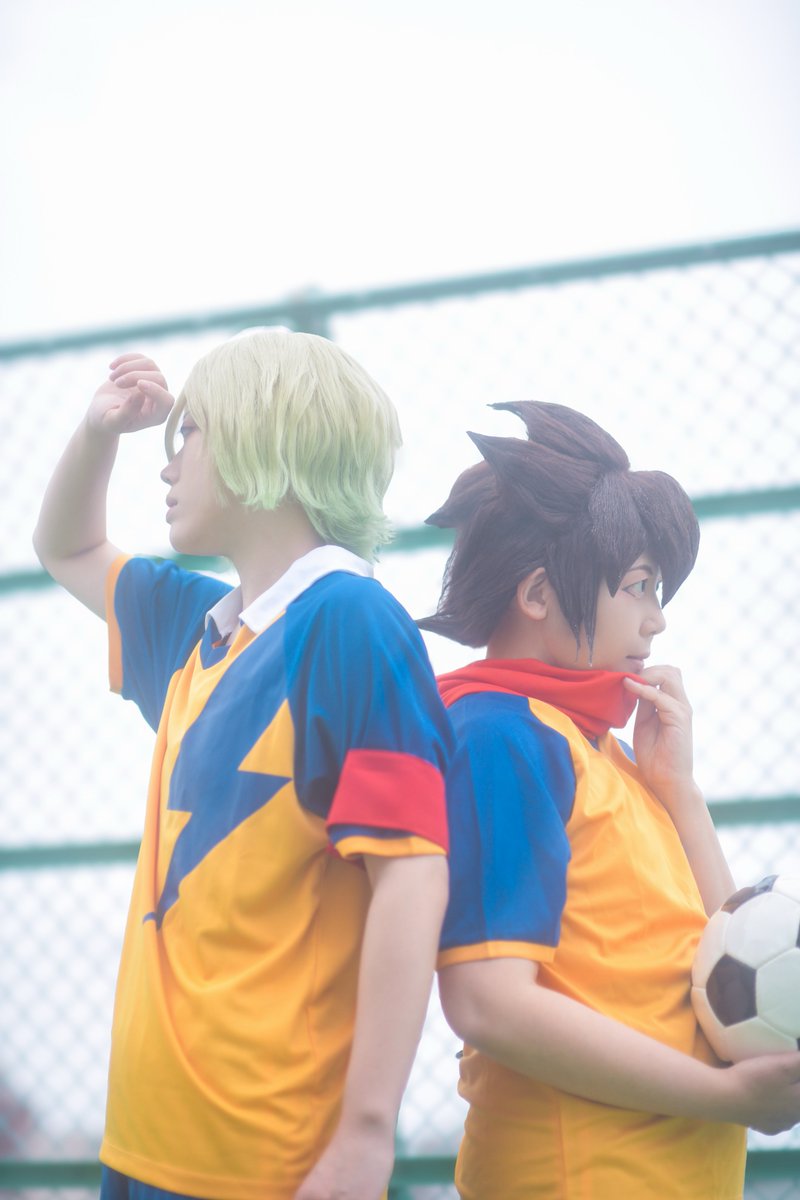 miturugisayaka's tweet photo. 【cos】イナイレV

『ハルと蓮』

ハル：みつるぎさやか
蓮：たゆ
📷：@popoppop1202

#さやかのイナイレコス記録 https://t.co/AXz2tJbv6u