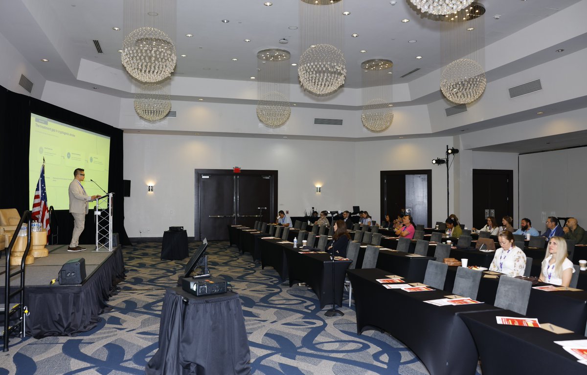 eMedEvents's tweet photo. Day 2 of #ISCC2026 begins!
Jonathan Hsu, MD, MAS, FACC, FAHA, FHRS, shares his insights on long-term monitoring for atrial fibrillation in stroke at the @Medtronic Product Theater Breakfast.

#CardiacCare #StrokeCare #CardioTwitter #NeuroTwitter #Cardiology #eMedEvents https://t.co/ifqXf52JBE