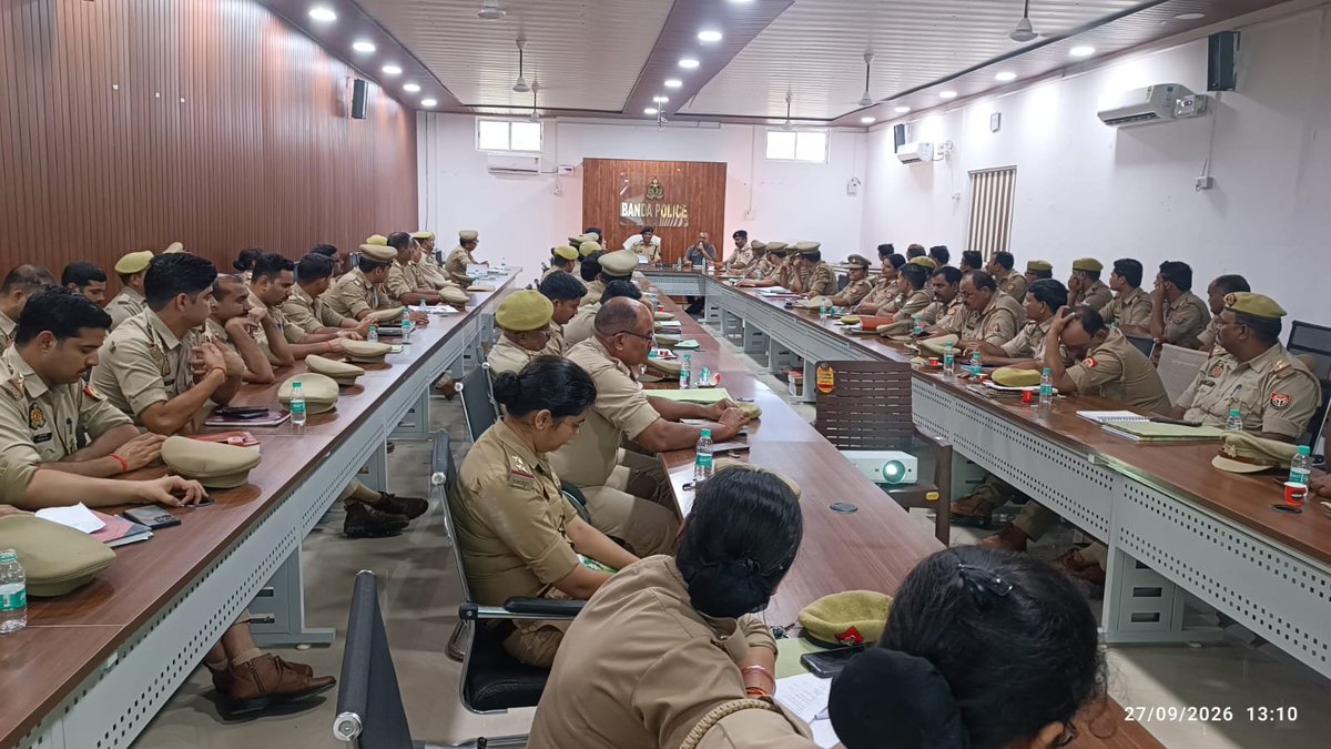 bandapolice's tweet photo. #bandapolice अपर पुलिस अधीक्षक बांदा शिवराज द्वारा पुलिस लाइन सभागार में महिला एवं बाल अपराधों की रोकथाम, गुमशुदा बच्चों की बरामदगी, वात्सल्य पोर्टल, किशोर न्याय अधिनियम की धारा 94 के अंतर्गत आयु निर्धारण प्रक्रिया एवं साइबर अपराधों के संबंध में दिए गए दिशा-निर्देश ।
#UPPolice https://t.co/06IanhrYG5