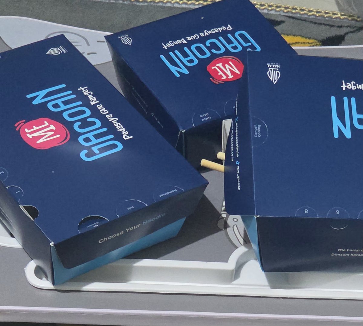 Periwinklemilk's tweet photo. Cuma bisa makan gacoan klo pacarku itu lengah dan dia duluan yg pengen. Klo aku yg pengen bakal dapet kuliah 1 sks knp gacoan tidak sehat.

Instead of mereka ulang adegan ceramah itu, mending cepet" minta ujangkedu asksk https://t.co/xXqFbcdzMg