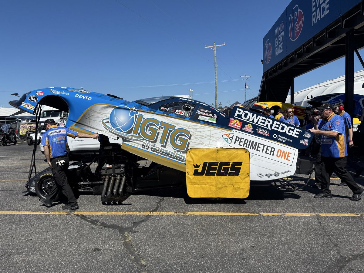 Paul_Lee116's tweet photo. Ready. To. Go. #TheRockNats
 
@compclutch | @McLeodRacing | @SilverOverdrive | @DENSOAutoParts | @redlineoil | #MainlineSalesInc | #FischerHondaYpsilanti | @JusticeBrosInc | @LincolnElectric | @ZurnElkay | #IndependenceDriveline | @GatesNAmerica | #Optitorque | #PowerEdge | @UsaDaido | @SRIPerformance | @IGTGConsulting