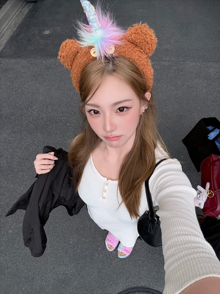 Kittyyyyyyyyya's tweet photo. 260927
#신위 #XINYU #周心语 https://t.co/kNWOFL9hfL