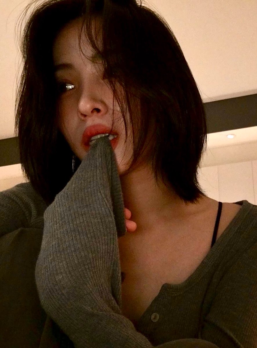 ainohiraishin1's tweet photo. #있지 #itzy #류진 #RyuJin https://t.co/Pmqlx8HrKM
