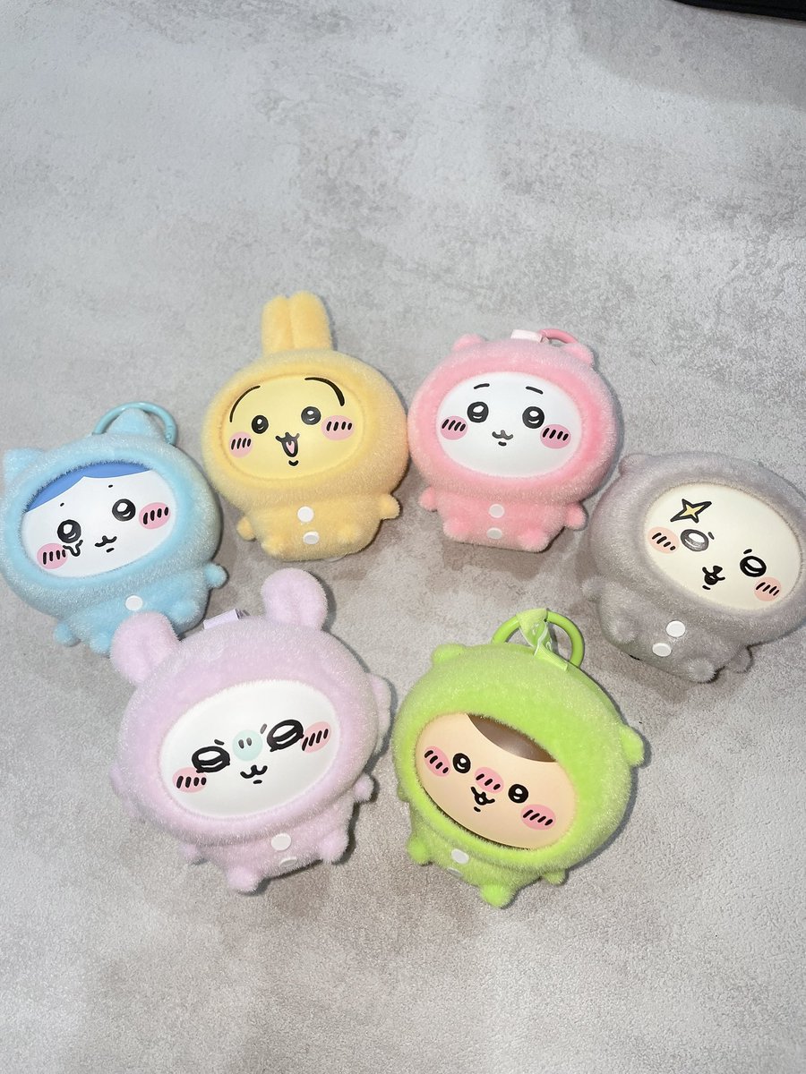 piii_M1230's tweet photo. ママがベトナムで買ってきてくれた😭🇻🇳
向こうでも人気みたい。4件回って観光客が居なさそうなところ狙ってくれたらしい、、かわいすぎるദ്ദി＞ᴗ＜)ただ顔が変えられるのがちょっと奇怪だ、、www https://t.co/XVqKoCEIu0