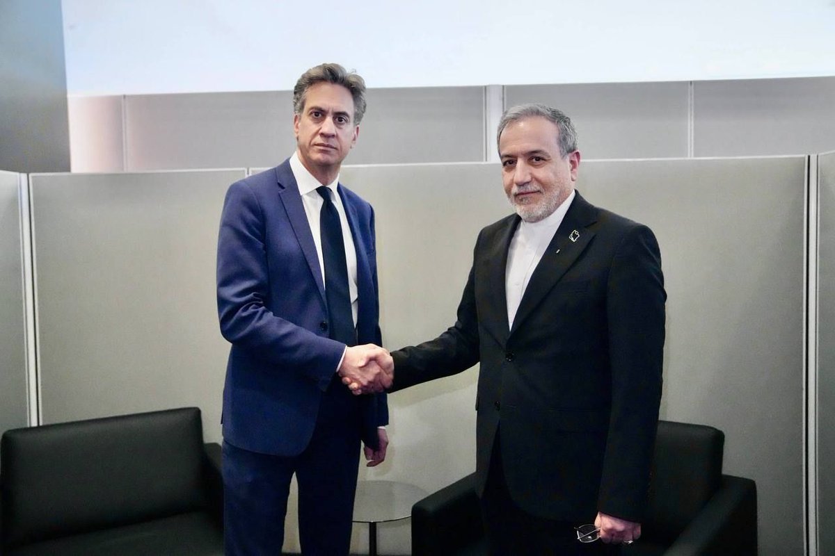 HonestReporting's tweet photo. 1/
UK Foreign Secretary Ed Miliband says sanctions on Israeli settlements are about “values” and the “rule of law.”

Yet days later, he’s shaking hands with Iran’s foreign minister, Abbas Araghchi, representing a regime that threatens Israel, backs terrorist proxies across the region, and has targeted Jews abroad.

Meanwhile, British sanctions target Jews living and doing business in Judea & Samaria - the West Bank.

Sanction Israelis.
Shake hands with Tehran.

Apparently that’s what “values-based foreign policy” looks like now.