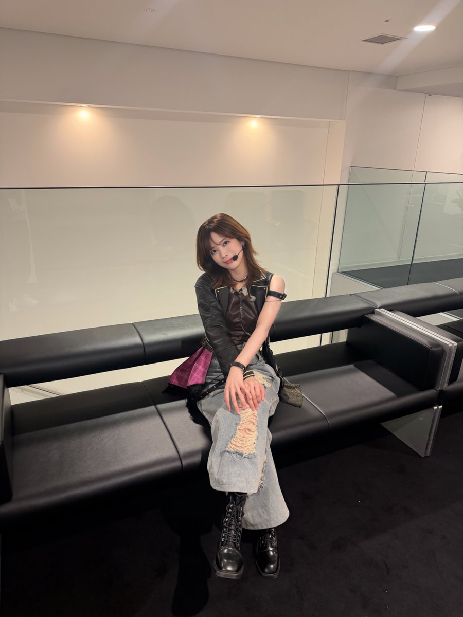 sayaka_kitahara's tweet photo. #シャニマスソロライブMSP_day2

トップバッターを務めさせていただきました！！

素晴らしい衣装と共にパフォーマンスできて凄く嬉しかったです🌟🌟

素敵な時間をありがとうございました🌈✨ https://t.co/4kFkkb5v2x