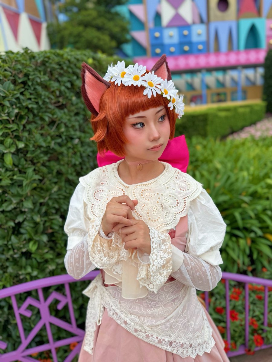 emkxdsny's tweet photo. ⚠︎ 擬人化 仮装 / ふしぎの国のアリス

✶
　　　　　　　　．．．🐱🌼

　#Dハロ仮装　#Dハロ仮装2026 https://t.co/sjNZSNnzFD