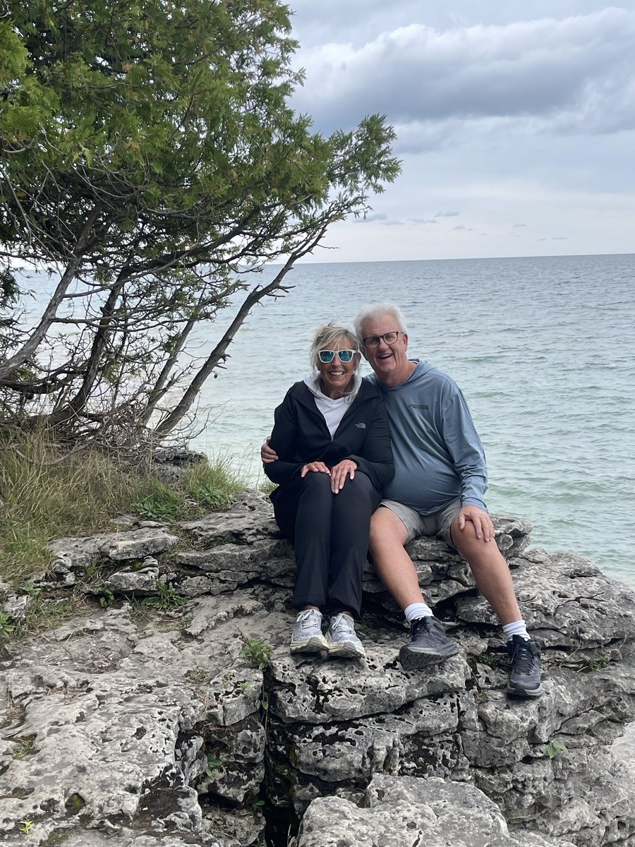 jhpostman's tweet photo. Celebrating our 40th Wedding Anniversary Today
#blessedman ❤️ https://t.co/RvLKnFKc9P