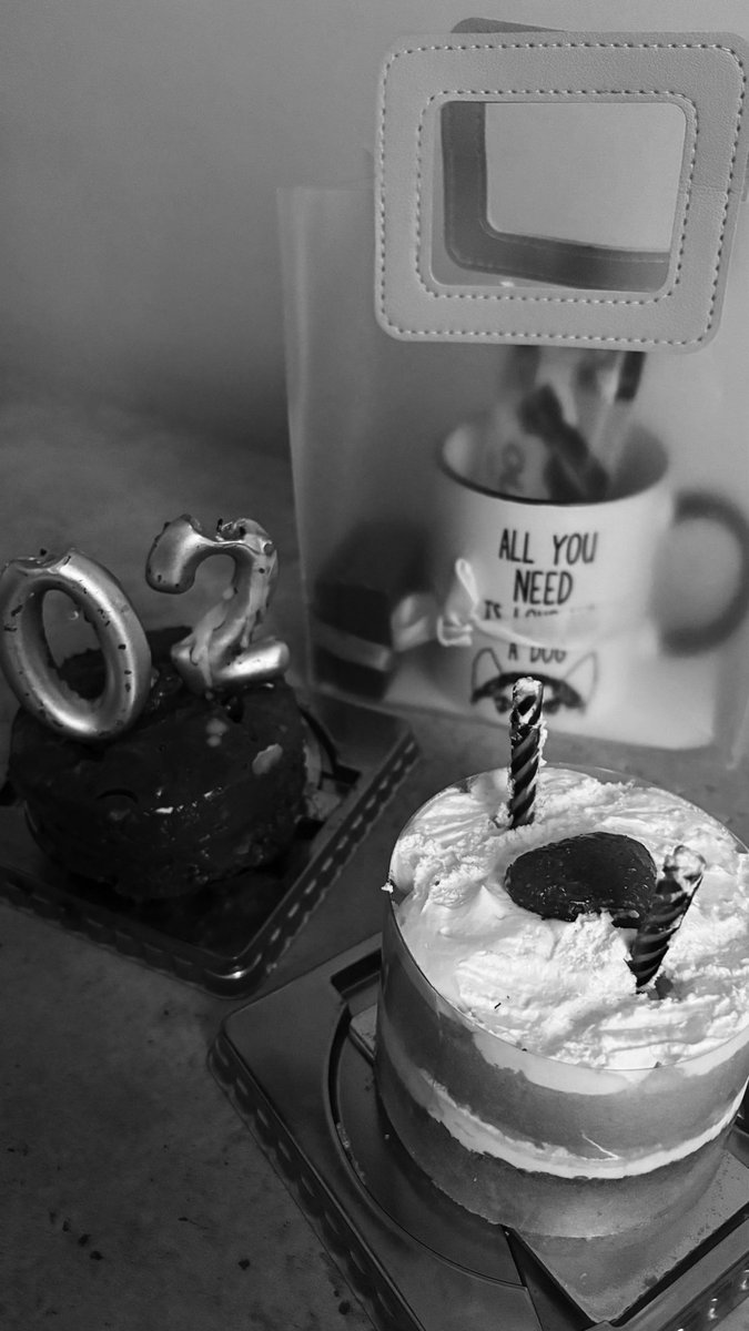 1iexp's tweet photo. Thank you both for making my 20th birthday so special. I’m so lucky to have you both in my life. I love you so much https://t.co/qNKSqBDiWH