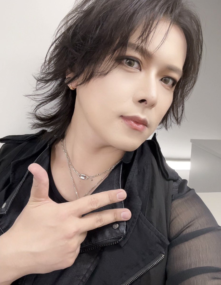 reno_guitarlife's tweet photo. 栄喜道in 川崎supernova
個人的に凱旋でした💪
最高に皆さんとの一体感が凄くて楽しかったです！！
SIAM SHADE最高！！
#栄喜道 https://t.co/rscuzN4t2t
