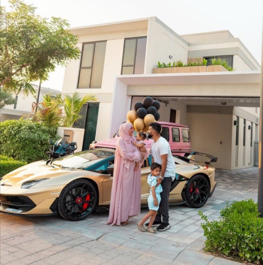 Coachmalaikah's tweet photo. Wishing you all a Happy new Month💐
Congratulations to me and my lovie dovie family 🎊🎊🎊🎉🎉💃💃We did it again and we Will do more with the power ALLAH bestowed on us 🙏🙏🌹Do not sleep on this opportunity please 😪 send me a message today to start your cryptocurrency minings https://t.co/KgEGr2Hp3d