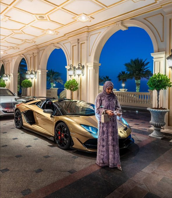 Coachmalaikah's tweet photo. JUMMAH MUBARAK 🌙🎇🌹
WISHING YOU ALL THE BEST OF THE BEST IN THIS BLESSED SEASON OF RAMADAN 🌙🎊😘
#TEAMCRYPTOCURRENCY📉📉📉
#TEAMALPHA 📉📉📉
#TEAMMALAIKARAJA😶🌫️ https://t.co/cARCPoKFOQ