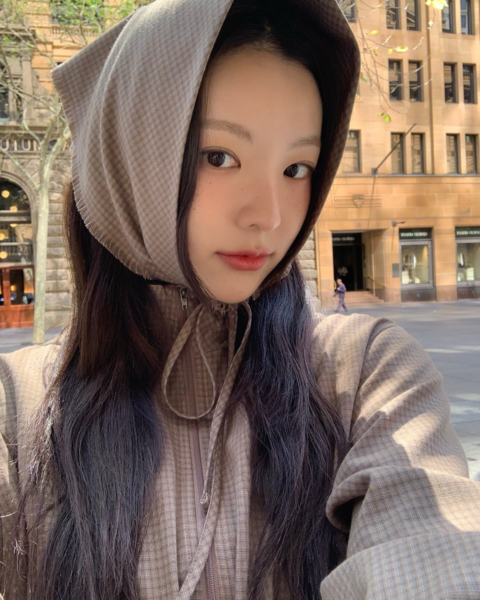 vangola02's tweet photo. お金で買えない幸せもあるけど、お金があれば大体の幸せは買える。 💔
mOi https://t.co/BXZu8FiLyT