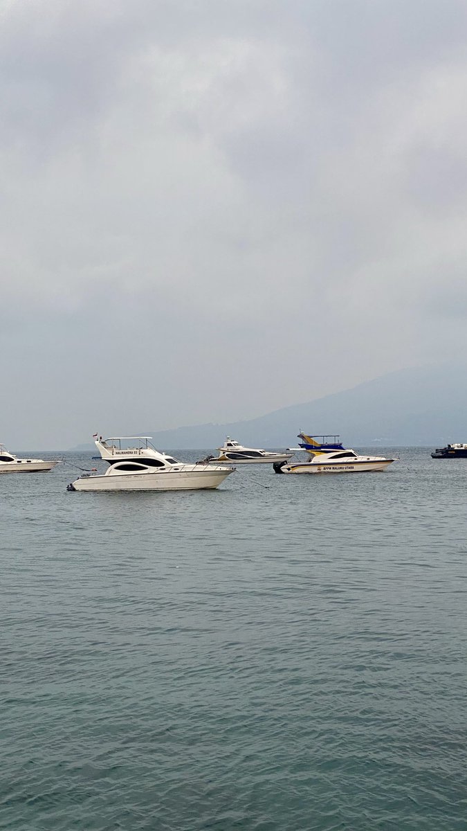 eeeekambing's tweet photo. 📍 Ternate landmark

Pulau tidore nya ketutup mulu. 🫠 https://t.co/Lt1TAhbbeR