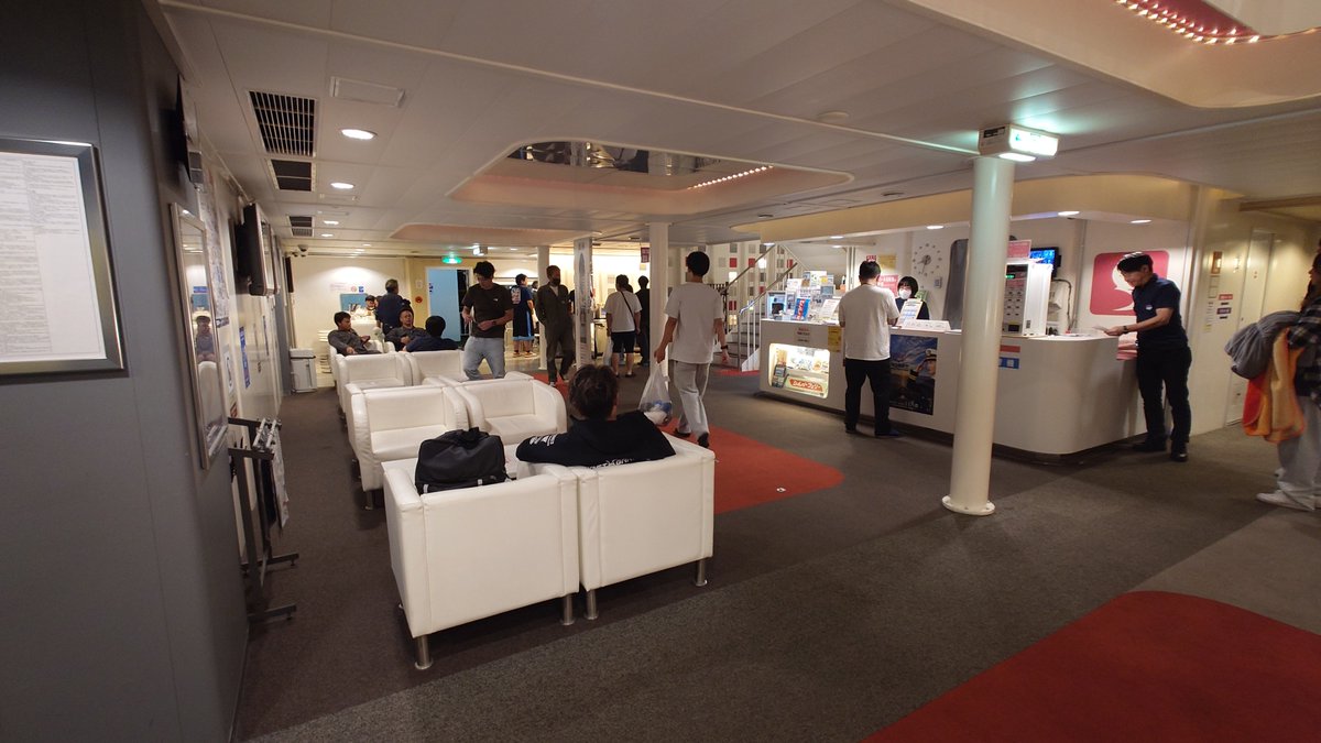 LindoYS150's tweet photo. 初シルバーフェリー⛴️
今回乗船のシルバープリンセスだけauスターリンクWIFi無料で使えるのね、auさん行きも帰りもありがとう🙏 https://t.co/RNCQjIFl6m