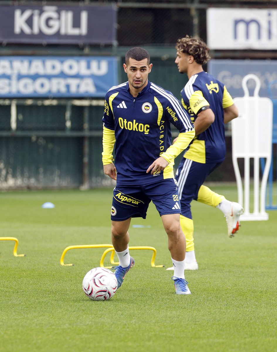 Fenerbahce's tweet photo. 📸 Çalışmalarımıza Samandıra Can Bartu Tesislerimizde gerçekleştirdiğimiz antrenmanla başladık. https://t.co/Pzp0BjcJow