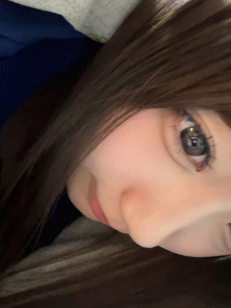 AllisonCarflwo's tweet photo. 久しぶりにカメラと向き合った気分 https://t.co/DAgl7aeoHP