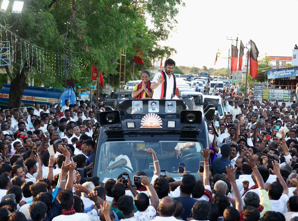 Rajeswari2607's tweet photo. Mindset of madhurandhagam people🔥
16 votes, but she betrayed us so we were going to vote for dmk🔥 @dmkitwing @tn_dmk_media @trbrajaa @mkstalin #tamilnadu
#politics #reelection #betrayal #people https://t.co/TZNv9osbWz