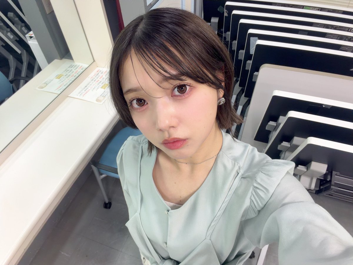 hinatamirai0913's tweet photo. 前髪伸びてきて嬉しい♩ https://t.co/sGJrqCwUtu