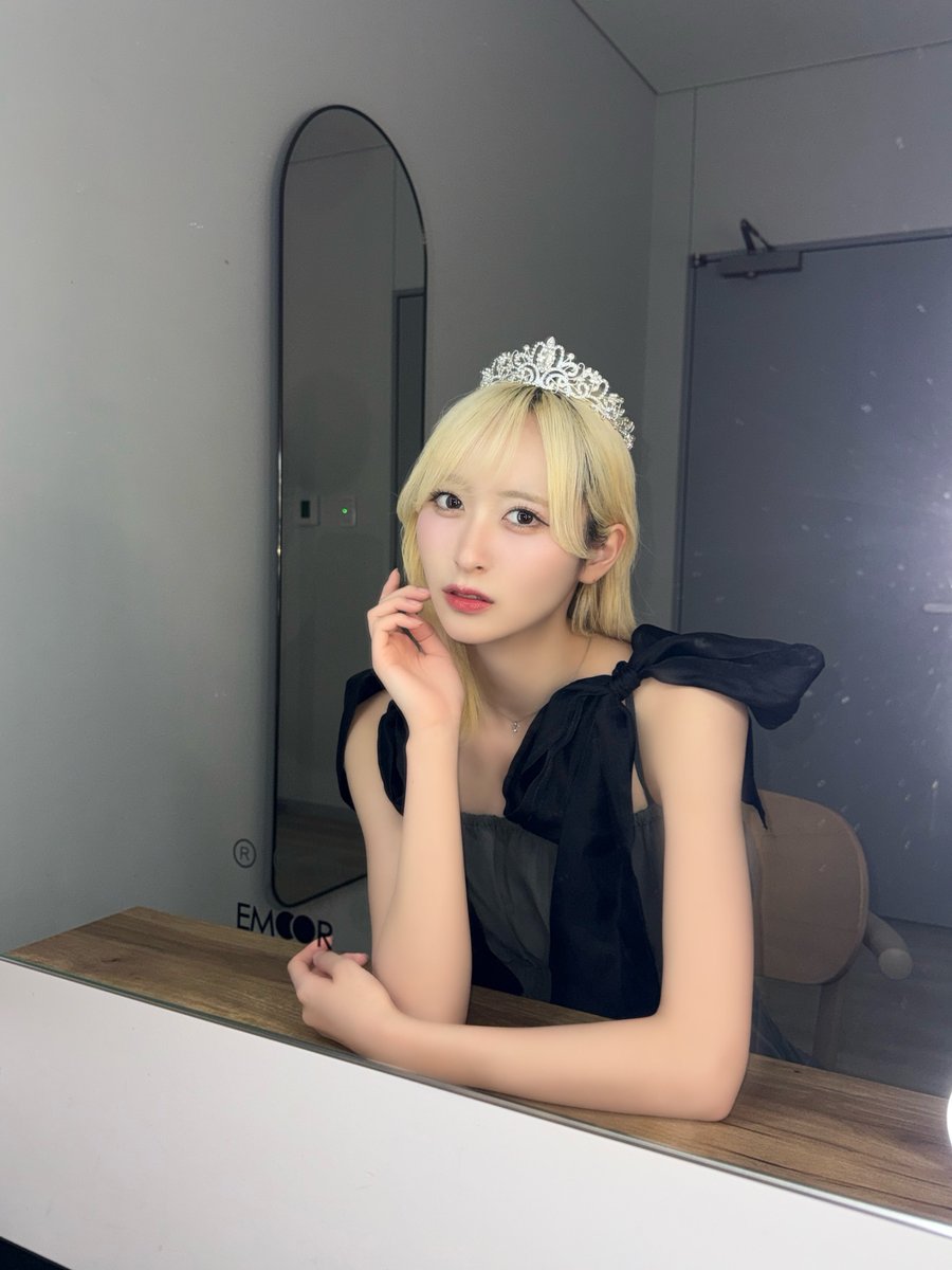 kawanagonatsumi's tweet photo. 21歳もよろしくね💍 https://t.co/LvOk5LnAr5