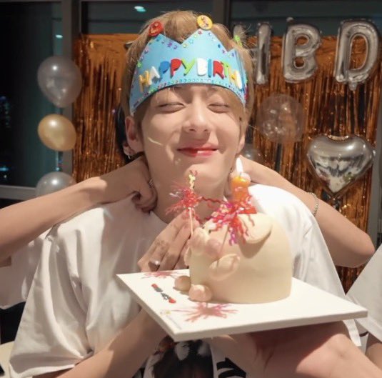 S2ddang's tweet photo. 개.. 개를 낳은 상태 됨 쾅 !!!!!!!!!!!!!!! https://t.co/lYcDjDfCEj