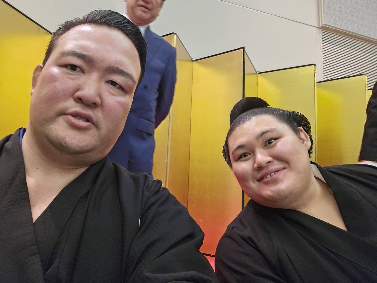 nishonosekibeya's tweet photo. 大の里が6度目の優勝をすることが出来ました。
応援ありがとうございました‼️
#二所ノ関部屋 #sumo #九月場所 https://t.co/AU3Li0juyL