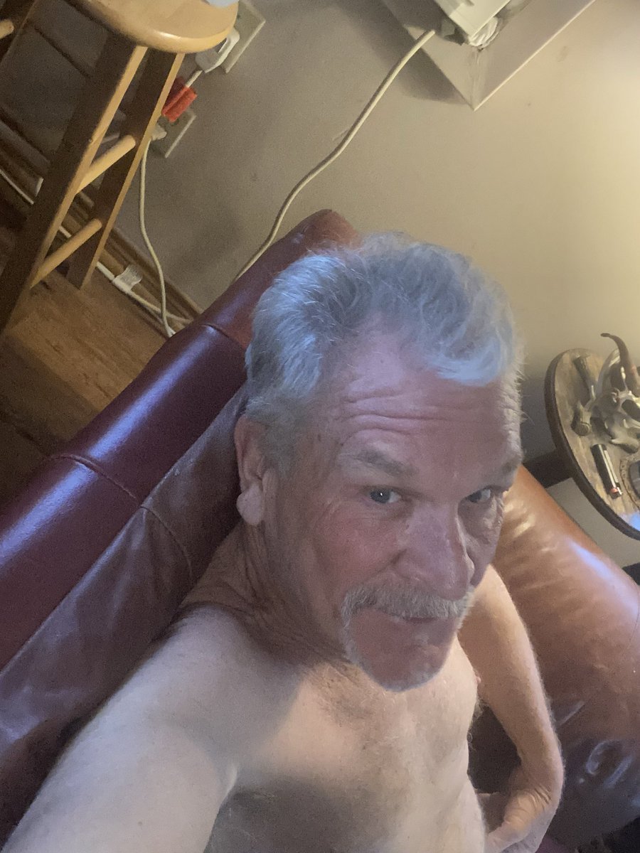 DavidEvans0314's tweet photo. Old Spice

(old, but spicy)

Go Texas! https://t.co/S5ELEEgMzV
