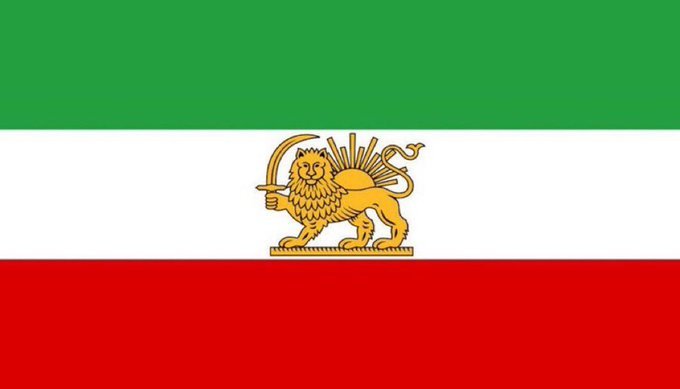 koroshci06's tweet photo. من کاری با هیچ کس ندارم خودمو میگم ، دارم خودمو آماده میکنم برا فراخوان، ،جاوید شاه 👑 https://t.co/OiJIwwFyPv