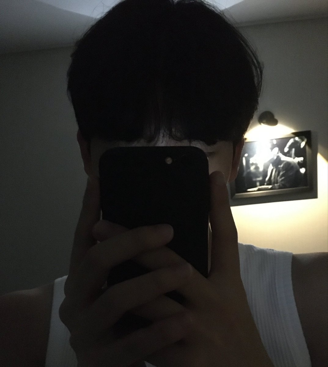 leedo17b's tweet photo. 내 방으로 🙄 https://t.co/NTCNz1bZtN