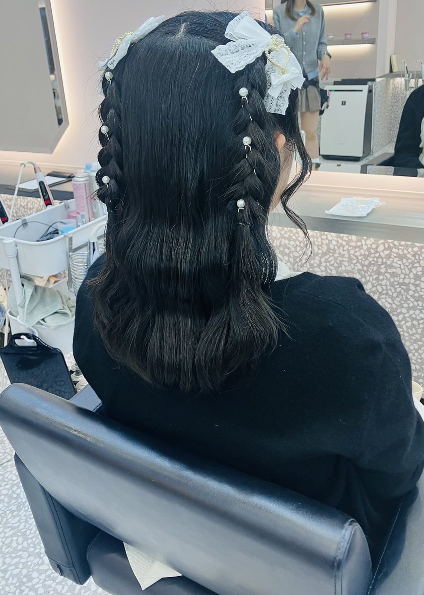 kisa_over20's tweet photo. モフエゴと今日のヘアメ https://t.co/BFpuAc3Xni