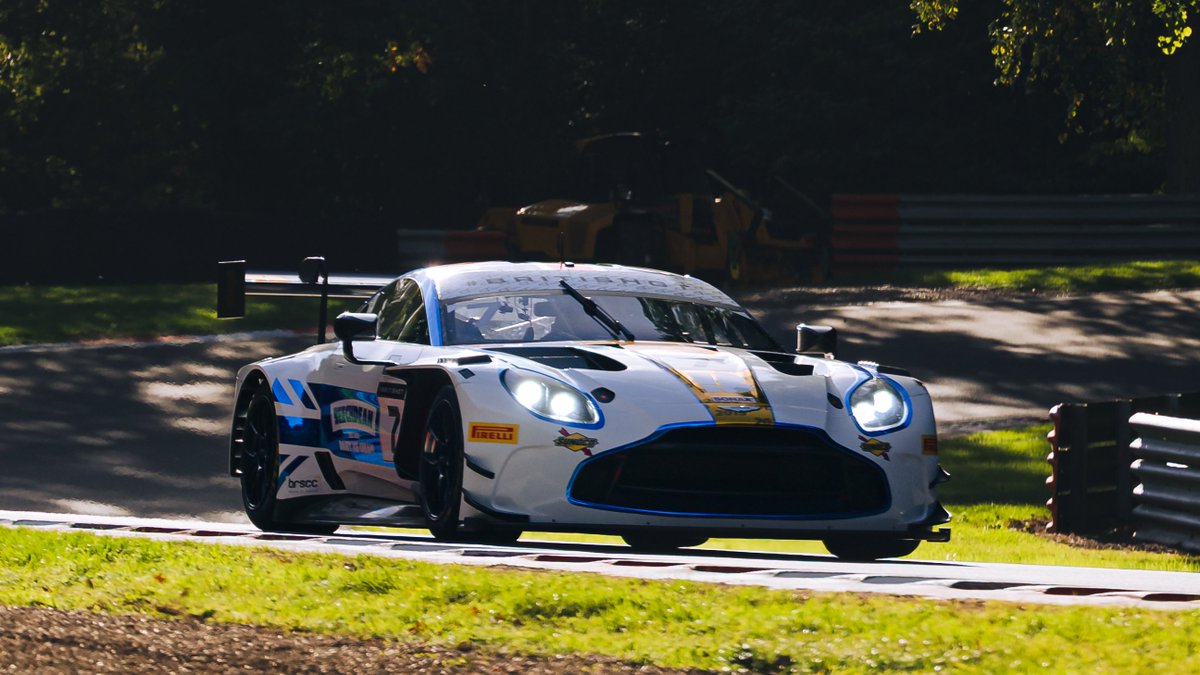 BeechdeanAMR's tweet photo. It's a clean start: Andrew holding P8 overall and P5 in Pro-Am with 10 minutes gone. 

📺 Watch LIVE ▶️ https://t.co/ATz0IYwQ45

📸 Phil Hay https://t.co/nehe3YC6jp