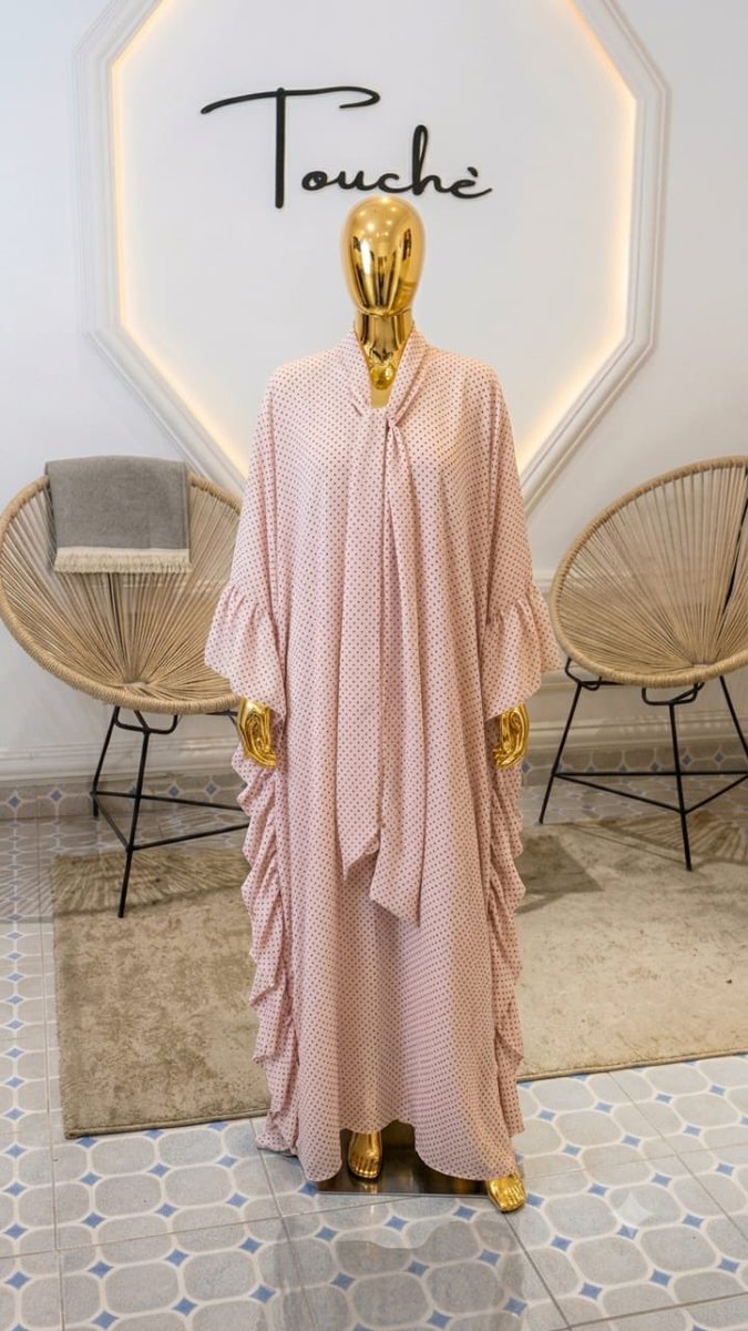 theyhateamira's tweet photo. Bismillahir rahamanir rahim 

Amira 2.0
🏷️: 15,000
Description: Long bubu gown. Fabric used is printed/flowered chiffon. https://t.co/8vIl1ca93q