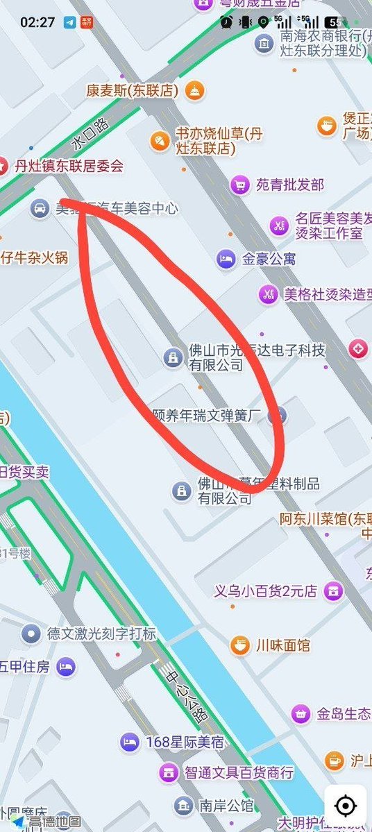 JoneJust4's tweet photo. #佛山 #城中村 #小巷子 #快餐 
丹灶东联市场旁边，后面的小路，大概有五六个，都是20-28左右，试了一个声音嗲嗲的，都是200的快餐，问了没有其他服务，妹子都是水嫩嫩的 https://t.co/EpLBQ4HiCM