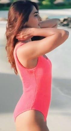 GlamButy's tweet photo. SwimWear Pics Gallery 1
#AnanyaPanday #IleanaDcruz #PoojaHegde #KarishmaSharma https://t.co/bC3QOPafH3
